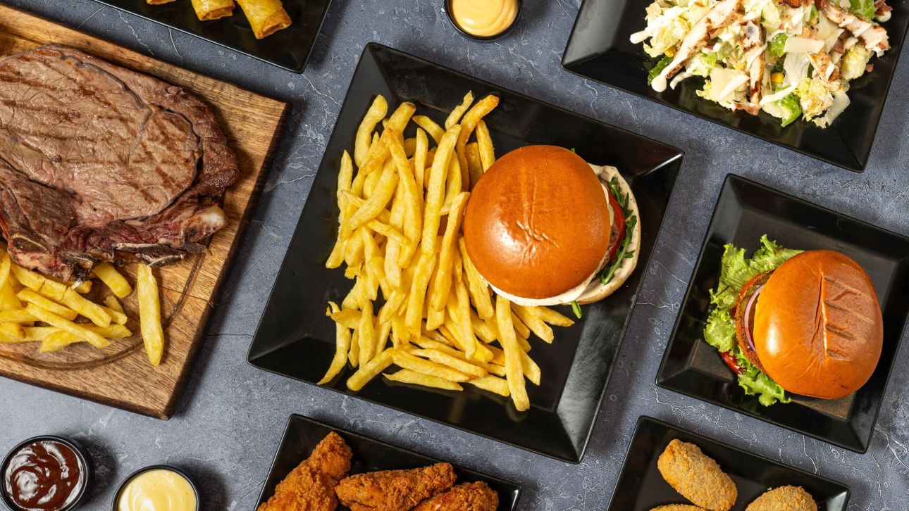 &Tau;&omicron; efood &kappa;ά&nu;&epsilon;&iota; &tau;&iota;&sigmaf; &Delta;&epsilon;&upsilon;&tau;έ&rho;&epsilon;&sigmaf; &tau;&omicron;&upsilon; &Delta;&epsilon;&kappa;&epsilon;&mu;&beta;&rho;ί&omicron;&upsilon; &pi;&iota;&omicron; &alpha;&pi;&omicron;&lambda;&alpha;&upsilon;&sigma;&tau;&iota;&kappa;έ&sigmaf; &mu;&epsilon; &mu;ί&alpha; 1+1 &pi;&rho;&omicron;&sigma;&phi;&omicron;&rho;ά