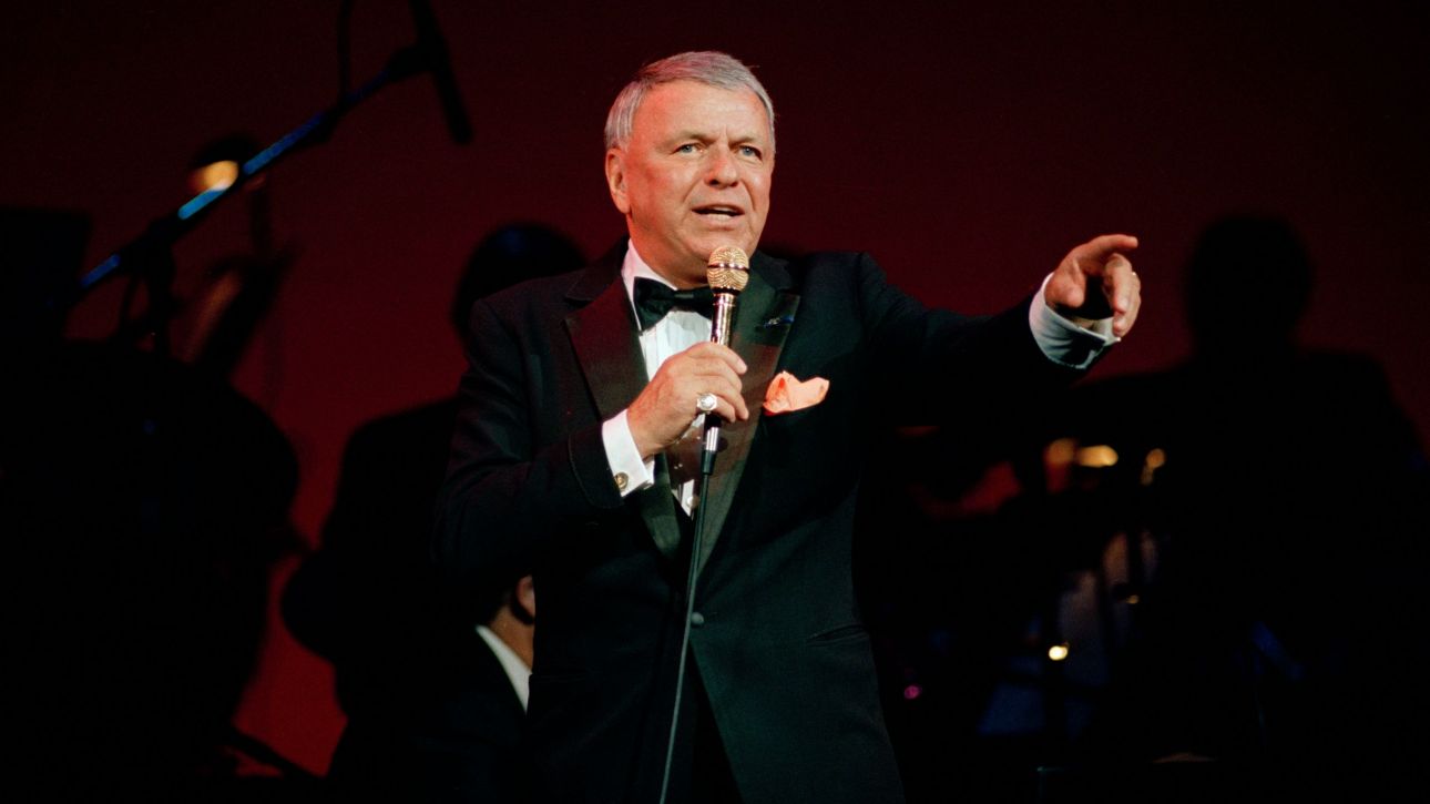 Ο Φρανκ Σινάτρα σπάει ιστορικό ρεκόρ στα charts με νέα μεταθανάτια κυκλοφορία