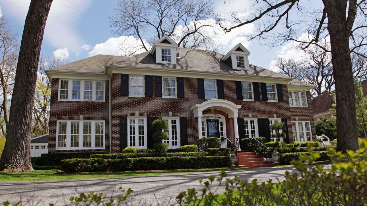 Το εμβληματικό σπίτι της ταινίας «Home Alone» επιστρέφει στην παλιά του αίγλη