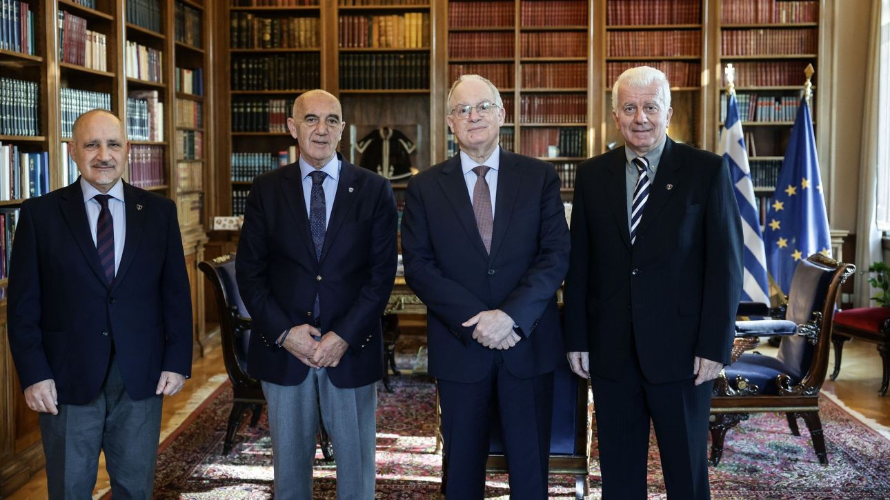 &Sigma;&upsilon;&nu;ά&nu;&tau;&eta;&sigma;&eta; &tau;&omicron;&upsilon; &Pi;&tau;&Delta; &Kappa;&omega;&nu;&sigma;&tau;&alpha;&nu;&tau;ί&nu;&omicron;&upsilon; &Tau;&alpha;&sigma;&omicron;ύ&lambda;&alpha; &mu;&epsilon; &tau;&eta;&nu; Έ&nu;&omega;&sigma;&eta; &Alpha;&pi;ό&sigma;&tau;&rho;&alpha;&tau;&omega;&nu; &Alpha;&xi;&iota;&omega;&mu;&alpha;&tau;&iota;&kappa;ώ&nu; &Nu;&alpha;&upsilon;&tau;&iota;&kappa;&omicron;ύ