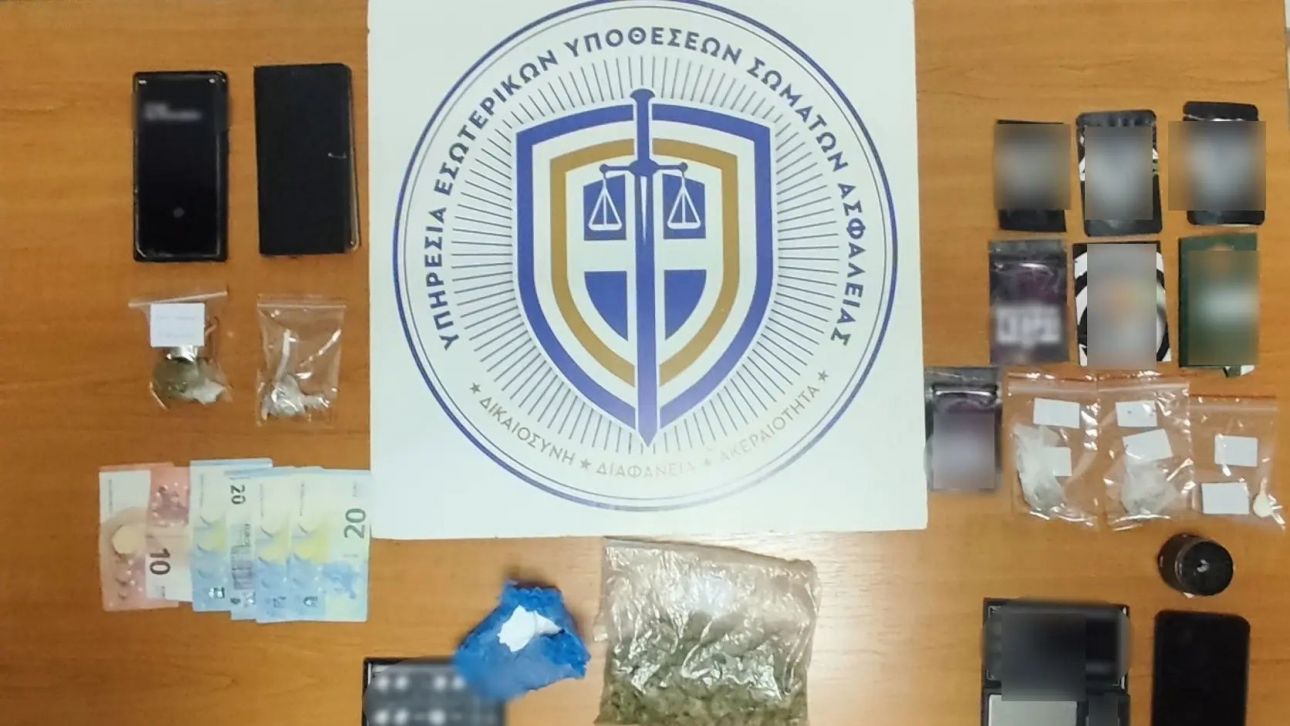 «Χειροπέδες» σε τρία άτομα για διακίνηση ναρκωτικών – Στέλεχος της Πυροσβεστικής ανάμεσά τους