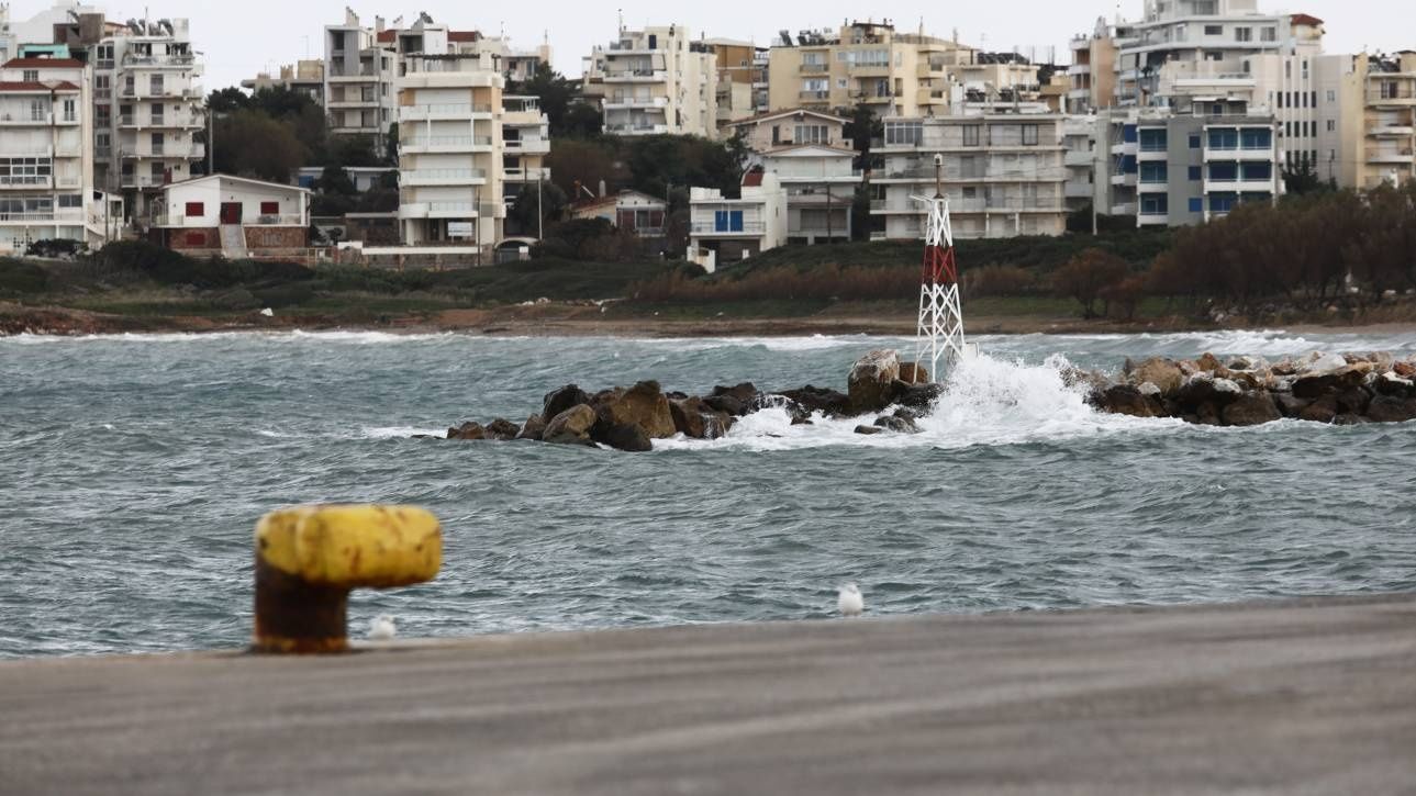 Ζάκυνθος: Ακυρώνονται ακτοπλοϊκά δρομολόγια στο Ιόνιο λόγω της κακοκαιρίας Ζάκυνθος: Ακυρώνονται ακτοπλοϊκά δρομολόγια στο Ιόνιο λόγω της κακοκαιρίας