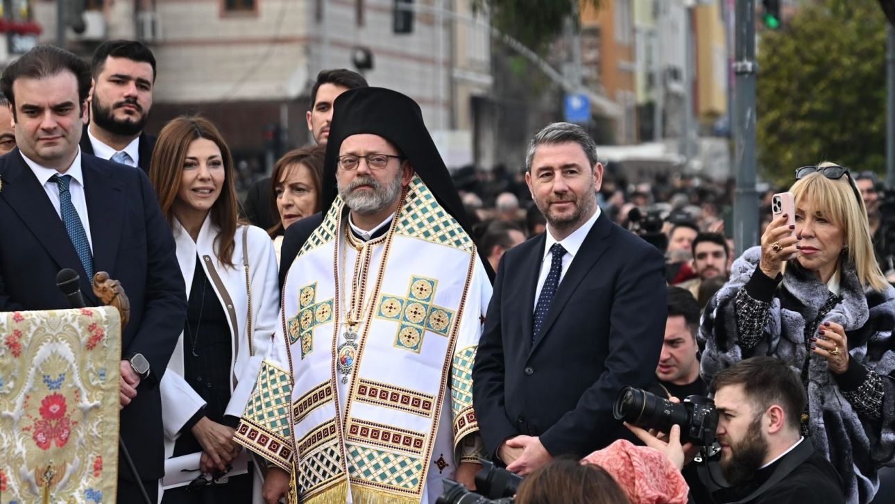 Ανδρουλάκης: Το 2026 να πετύχουμε μια κοινωνία με περισσότερη κοινωνική δικαιοσύνη Ανδρουλάκης: Το 2026 να πετύχουμε μια κοινωνία με περισσότερη κοινωνική δικαιοσύνη