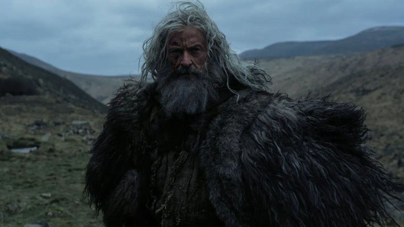 Ο Χιου Τζάκμαν αποδομεί τον μύθο του Ρομπέν των Δασών στο σκοτεινό «The Death of Robin Hood»