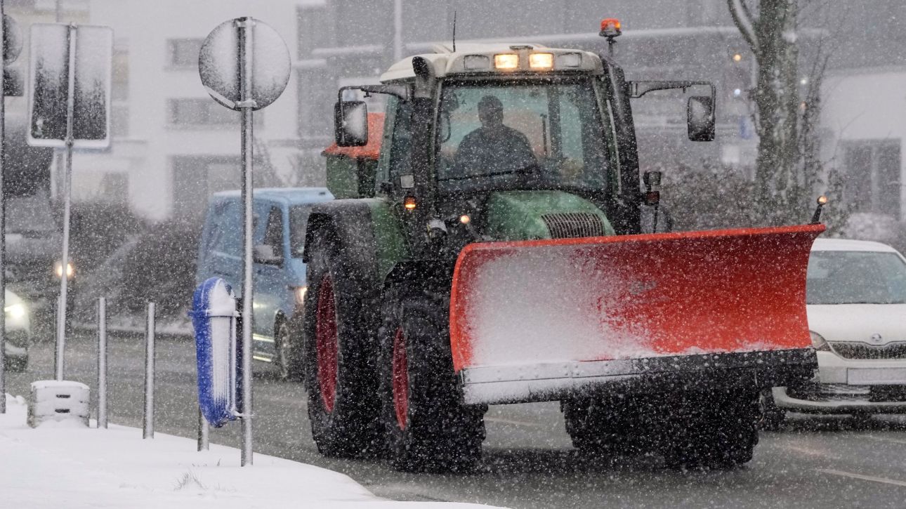 Συναγερμός στη Γερμανία λόγω της κακοκαιρίας «Elli» – Κλειστά σχολεία, αλλαγές σε δρομολόγια ΜΜΜ