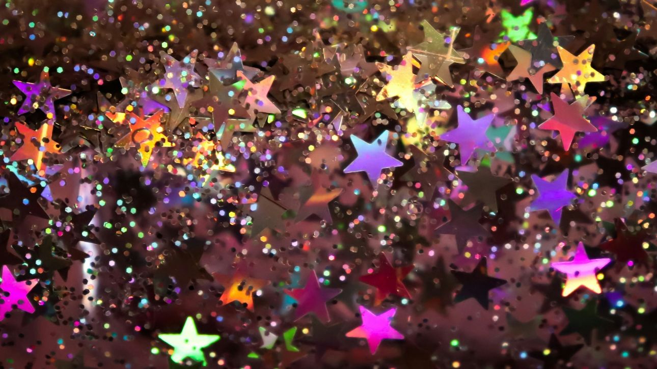 Explainer video: &Eta; &sigma;&kappa;&omicron;&tau;&epsilon;&iota;&nu;ή &pi;&lambda;&epsilon;&upsilon;&rho;ά &tau;&omega;&nu; &gamma;&kappa;&lambda;ί&tau;&epsilon;&rho; - &Pi;ώ&sigmaf; &beta;&lambda;ά&pi;&tau;&epsilon;&iota; &tau;&omicron;&nu; &pi;&lambda;&alpha;&nu;ή&tau;&eta; &eta; &chi;&rho;&iota;&sigma;&tau;&omicron;&upsilon;&gamma;&epsilon;&nu;&nu;&iota;ά&tau;&iota;&kappa;&eta; &lambda;ά&mu;&psi;&eta;