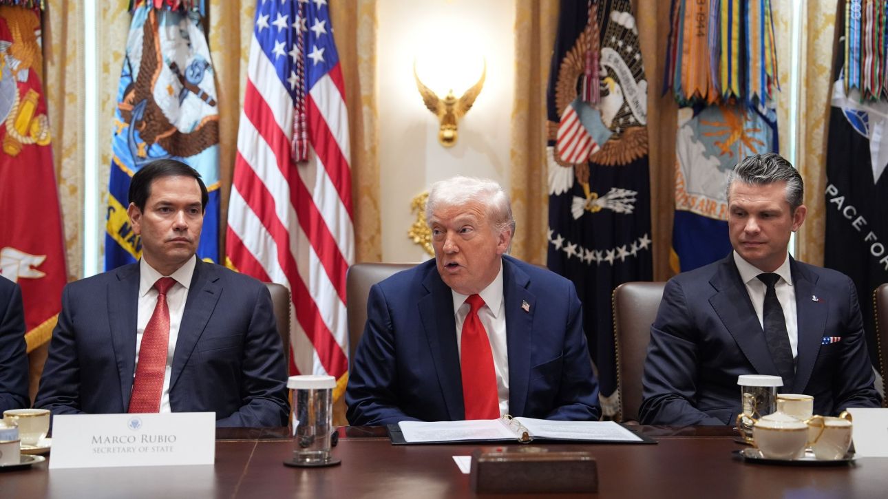 Οι ΗΠΑ αποφασίζουν για Ιράν: Οι «ισχυρές επιλογές» Τραμπ- «Έτοιμοι και για πόλεμο» απαντά η Τεχεράνη