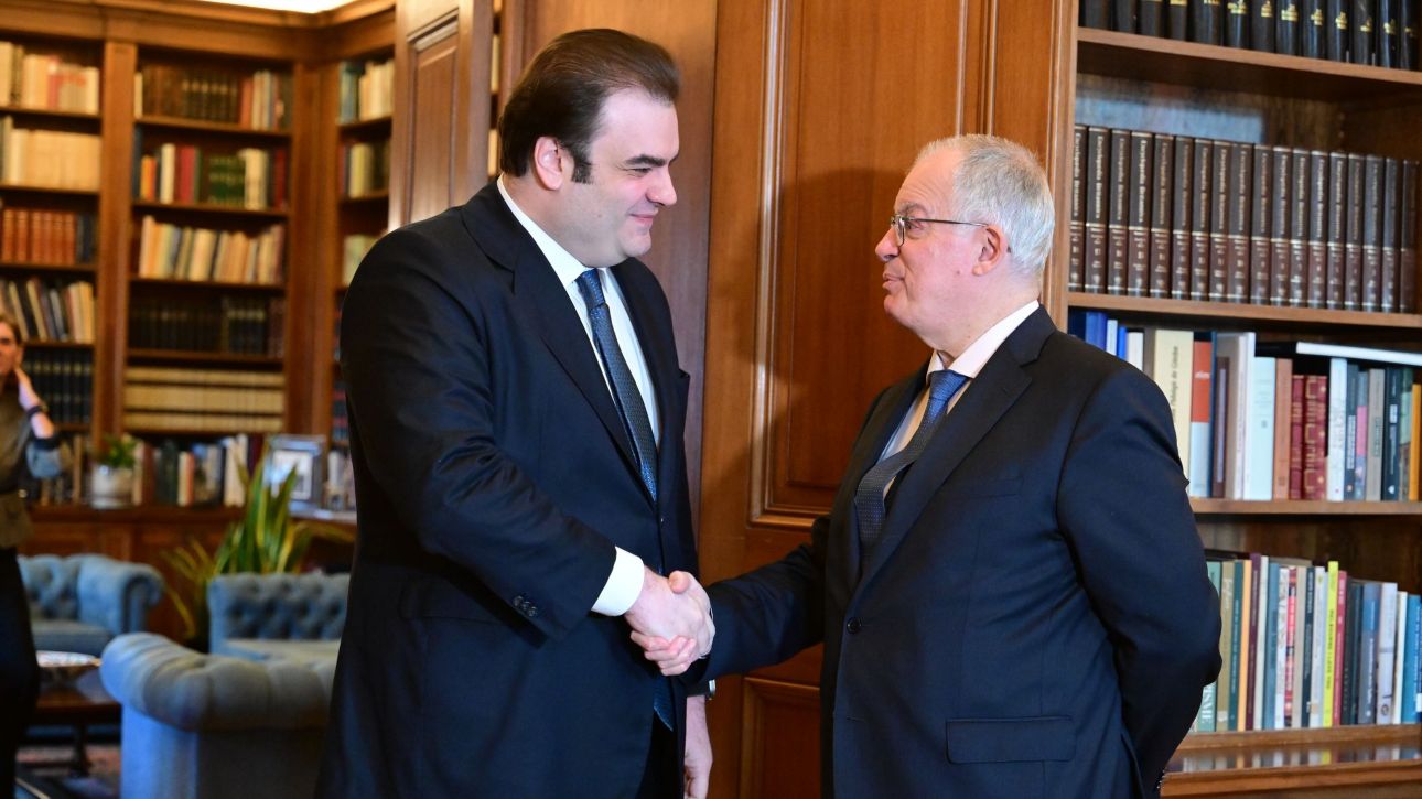 Συνάντηση Τασούλα – Πιερρακάκη: «Αυξημένο το κύρος της Ελλάδας σε ευρωπαϊκό επίπεδο»