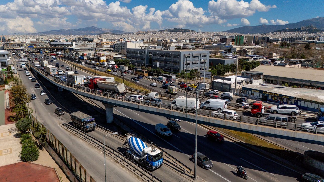 &Kappa;ί&nu;&eta;&sigma;&eta;: &Sigma;&tau;&omicron; &laquo;&kappa;ό&kappa;&kappa;&iota;&nu;&omicron;&raquo; &Kappa;&eta;&phi;&iota;&sigma;ό&sigmaf; &kappa;&alpha;&iota; &Kappa;&eta;&phi;&iota;&sigma;ί&alpha;&sigmaf; - &Kappa;&alpha;&theta;&upsilon;&sigma;&tau;&epsilon;&rho;ή&sigma;&epsilon;&iota;&sigmaf; &kappa;&alpha;&iota; &sigma;&tau;&eta;&nu; &Alpha;&tau;&tau;&iota;&kappa;ή &Omicron;&delta;ό