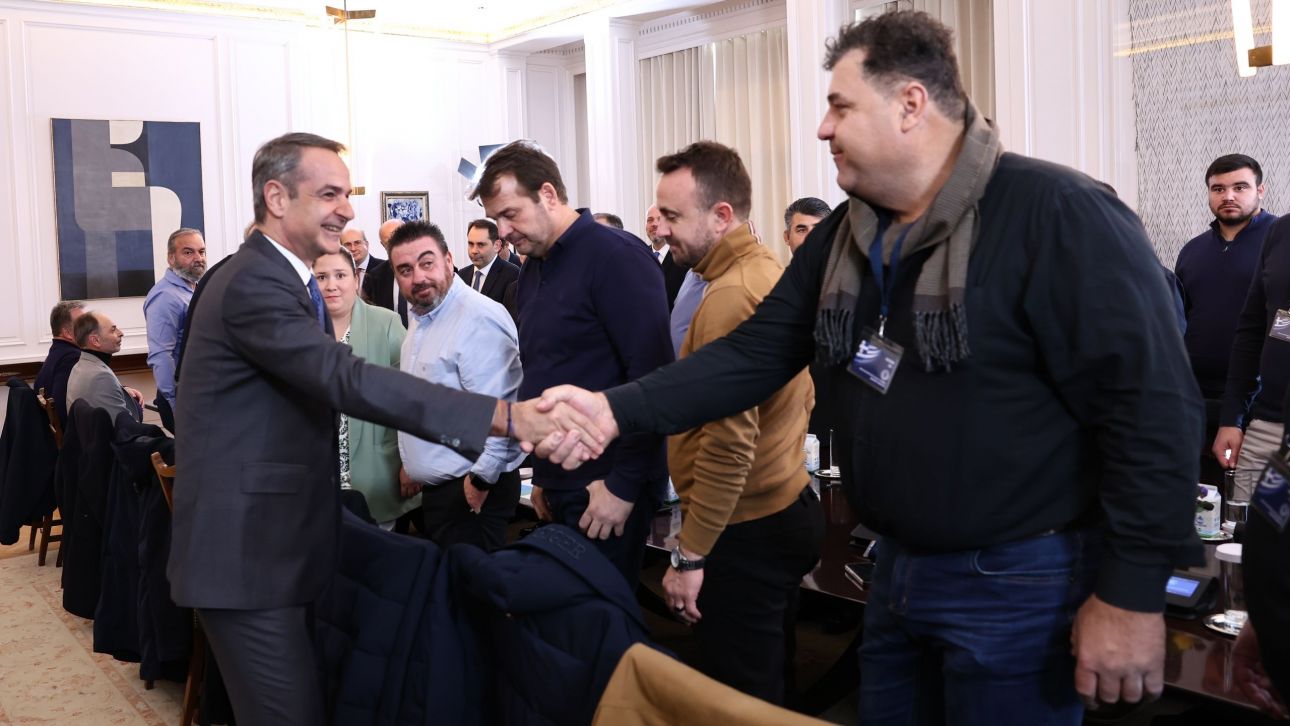 Αγρότες: Η πρώτη συνάντηση, τα «δώρα» Μητσοτάκη και η επιμονή των «σκληρών»