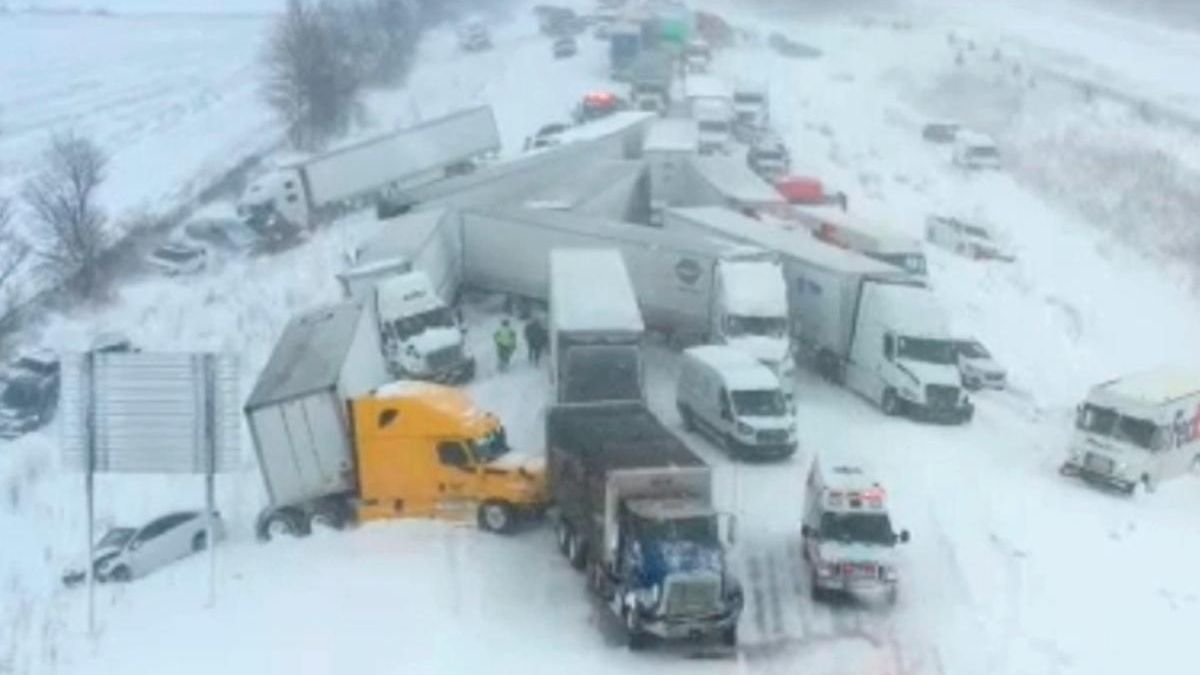&Mu;&epsilon;&gamma;ά&lambda;&eta; &kappa;&alpha;&rho;&alpha;&mu;&pi;ό&lambda;&alpha; &sigma;&tau;&omicron; &Mu;ί&sigma;&iota;&gamma;&kappa;&alpha;&nu; - &Tau;&omicron;&upsilon;&lambda;ά&chi;&iota;&sigma;&tau;&omicron;&nu; 100 &omicron;&chi;ή&mu;&alpha;&tau;&alpha; &sigma;&upsilon;&gamma;&kappa;&rho;&omicron;ύ&sigma;&tau;&eta;&kappa;&alpha;&nu; &sigma;&tau;&omicron; &chi;&iota;ό&nu;&iota;