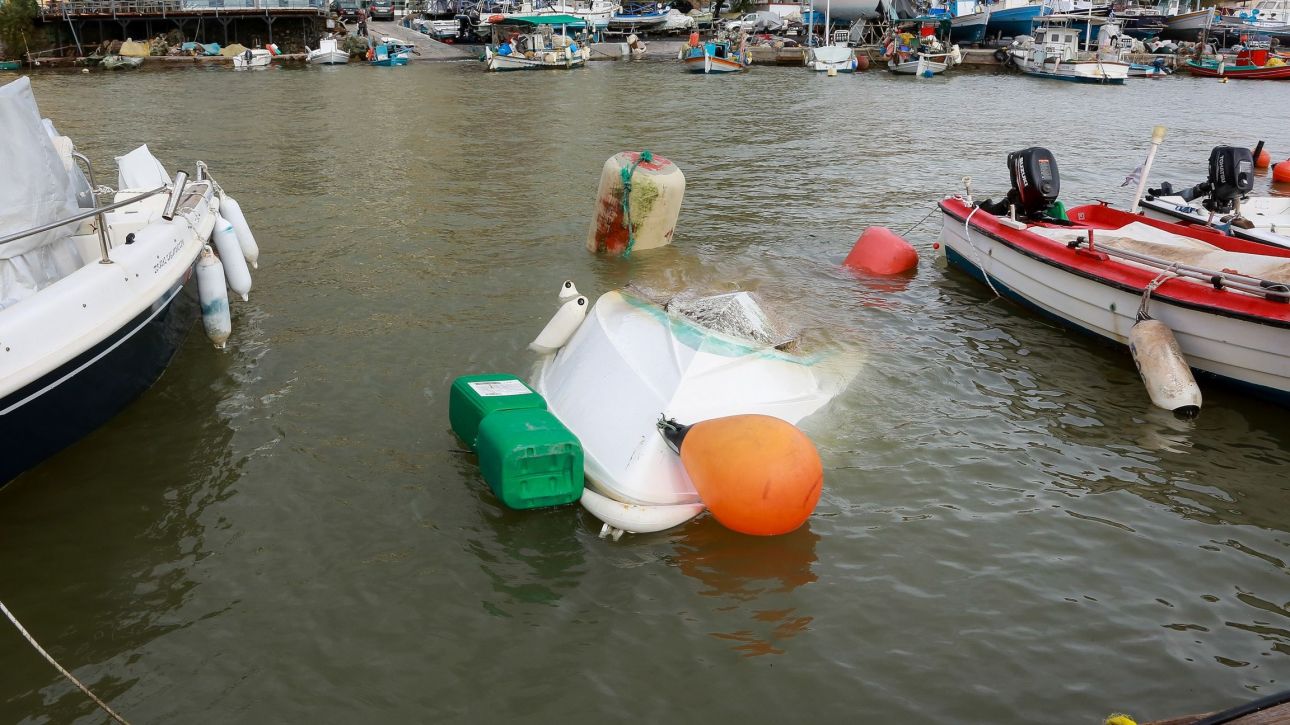 &Nu;&epsilon;&kappa;&rho;ό&sigmaf; &omicron; &lambda;&iota;&mu;&epsilon;&nu;&iota;&kappa;ό&sigmaf; &sigma;&tau;&omicron; &pi;&alpha;&rho;ά&lambda;&iota;&omicron; Ά&sigma;&tau;&rho;&omicron;&sigmaf;: &Pi;ώ&sigmaf; έ&gamma;&iota;&nu;&epsilon; &tau;&omicron; &delta;&upsilon;&sigma;&tau;ύ&chi;&eta;&mu;&alpha; &sigma;&tau;&omicron; &lambda;&iota;&mu;ά&nu;&iota;