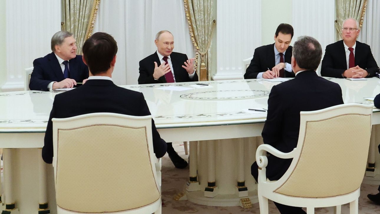 &Nu;έ&alpha; &sigma;&upsilon;&nu;ά&nu;&tau;&eta;&sigma;&eta; &Gamma;&omicron;&upsilon;ί&tau;&kappa;&omicron;&phi; &kappa;&alpha;&iota; &Kappa;&omicron;ύ&sigma;&nu;&epsilon;&rho; &tau;&eta;&nu; &Pi;έ&mu;&pi;&tau;&eta; &mu;&epsilon; &tau;&omicron;&nu; &Pi;&omicron;ύ&tau;&iota;&nu; &sigma;&tau;&eta; &Mu;ό&sigma;&chi;&alpha; &gamma;&iota;&alpha; &tau;&eta;&nu; &Omicron;&upsilon;&kappa;&rho;&alpha;&nu;ί&alpha;