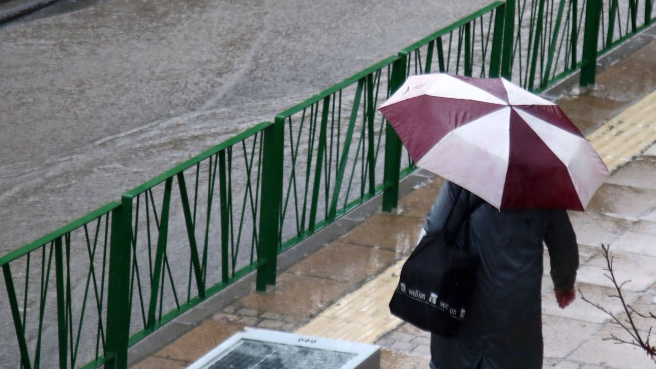 &Kappa;&alpha;&iota;&rho;ό&sigmaf; &sigma;ή&mu;&epsilon;&rho;&alpha;: &laquo;&Pi;έ&phi;&tau;&omicron;&upsilon;&nu;&raquo; &tau;&alpha; &mu;&pi;&omicron;&phi;ό&rho; - &Sigma;&upsilon;&nu;&epsilon;&chi;ί&zeta;&epsilon;&tau;&alpha;&iota; &tau;&omicron; &kappa;ύ&mu;&alpha; &kappa;&alpha;&kappa;&omicron;&kappa;&alpha;&iota;&rho;ί&alpha;&sigmaf; &sigma;&tau;&alpha; &nu;&eta;&sigma;&iota;ά