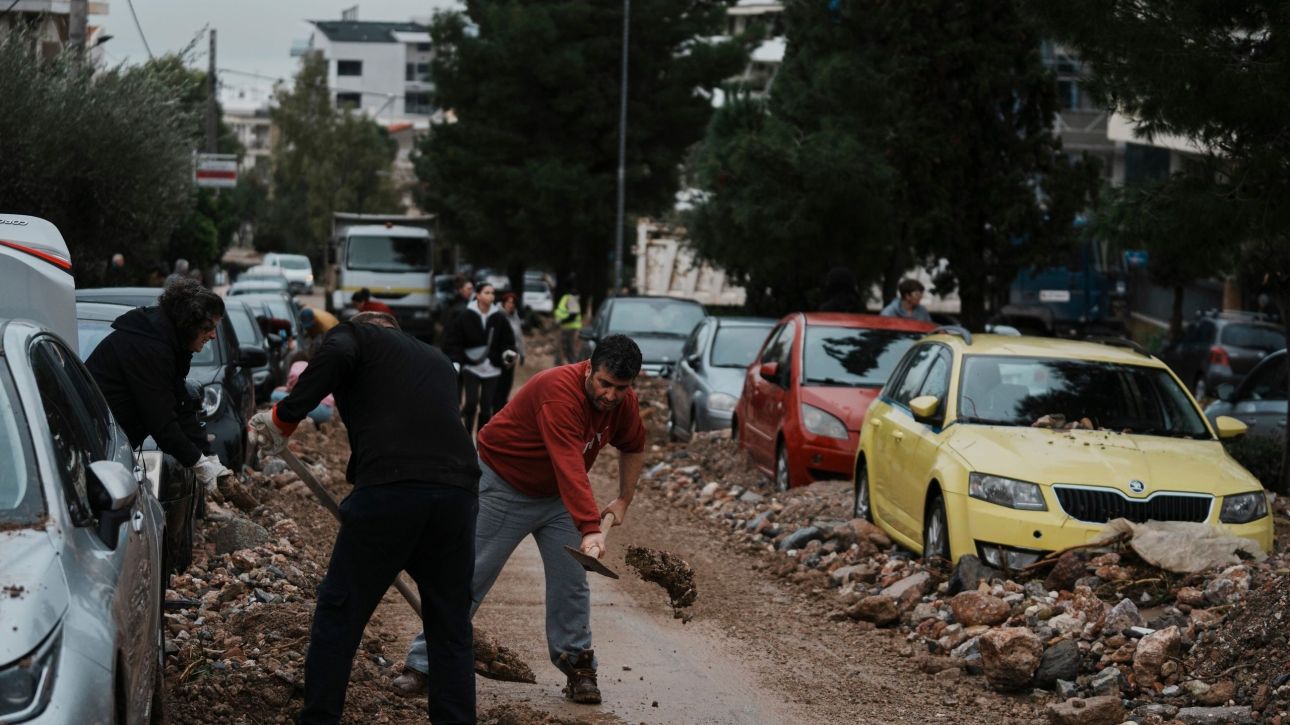 &Epsilon;&iota;&kappa;ό&nu;&epsilon;&sigmaf; &alpha;&pi;ό &tau;&alpha; &pi;&lambda;&eta;&mu;&mu;&upsilon;&rho;&iota;&sigma;&mu;έ&nu;&alpha; &rho;έ&mu;&alpha;&tau;&alpha; &sigma;&tau;&eta;&nu; &Alpha;&tau;&tau;&iota;&kappa;ή &mu;έ&sigma;&alpha; &alpha;&pi;ό &alpha;&epsilon;&rho;&omicron;&pi;&lambda;ά&nu;&omicron;