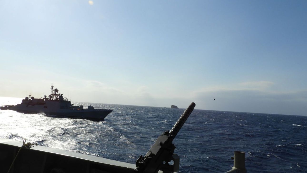 &Eta; &Tau;&omicron;&upsilon;&rho;&kappa;ί&alpha; &pi;&rho;&omicron;&kappa;&alpha;&lambda;&epsilon;ί &mu;&epsilon; NAVTEX &delta;&iota;ά&rho;&kappa;&epsilon;&iota;&alpha;&sigmaf; &delta;ύ&omicron; &epsilon;&tau;ώ&nu;: &Epsilon;&pi;&alpha;&nu;&alpha;&phi;έ&rho;&epsilon;&iota; &tau;&alpha; &pi;&epsilon;&rho;ί &laquo;&alpha;&pi;&omicron;&sigma;&tau;&rho;&alpha;&tau;&iota;&kappa;&omicron;&pi;&omicron;ί&eta;&sigma;&eta;&sigmaf;&raquo; &sigma;&tau;&omicron; &Alpha;&iota;&gamma;&alpha;ί&omicron;