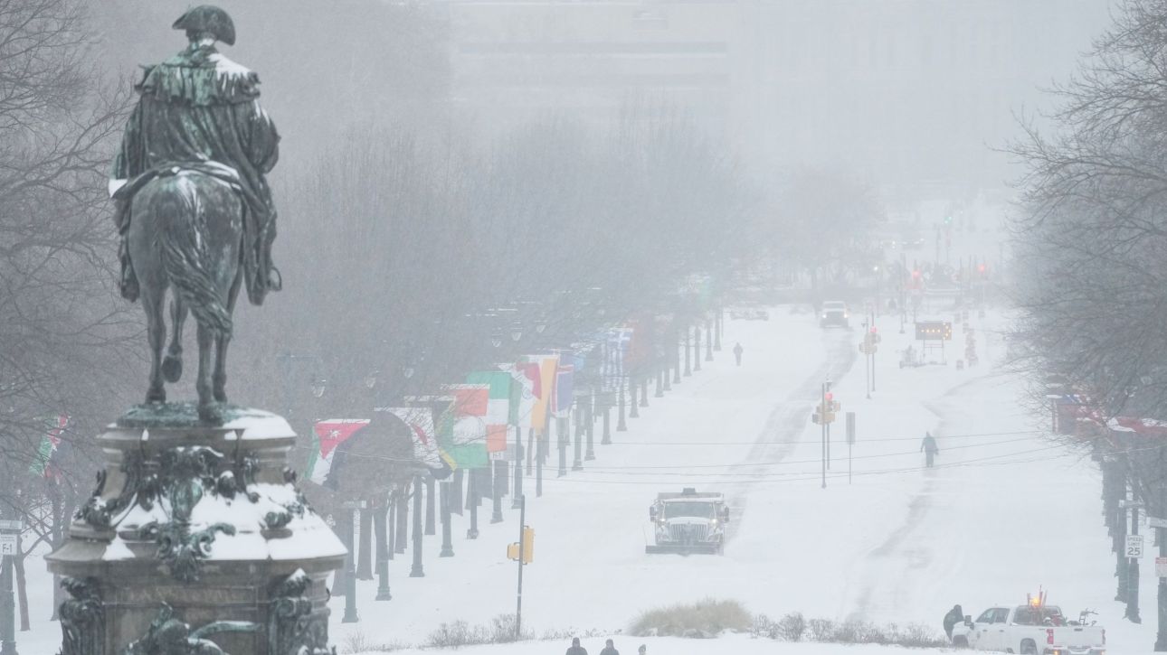 &Pi;&rho;&omega;&tau;&omicron;&phi;&alpha;&nu;ή&sigmaf; &chi;&iota;&omicron;&nu;&omicron;&theta;ύ&epsilon;&lambda;&lambda;&alpha; &sigma;&alpha;&rho;ώ&nu;&epsilon;&iota; &tau;&iota;&sigmaf; &Eta;&Pi;&Alpha;: &Chi;&omega;&rho;ί&sigmaf; &rho;&epsilon;ύ&mu;&alpha; 900.000 &nu;&omicron;&iota;&kappa;&omicron;&kappa;&upsilon;&rho;&iota;ά- &Alpha;&kappa;&upsilon;&rho;ώ&theta;&eta;&kappa;&alpha;&nu; 15.000 &pi;&tau;ή&sigma;&epsilon;&iota;&sigmaf;