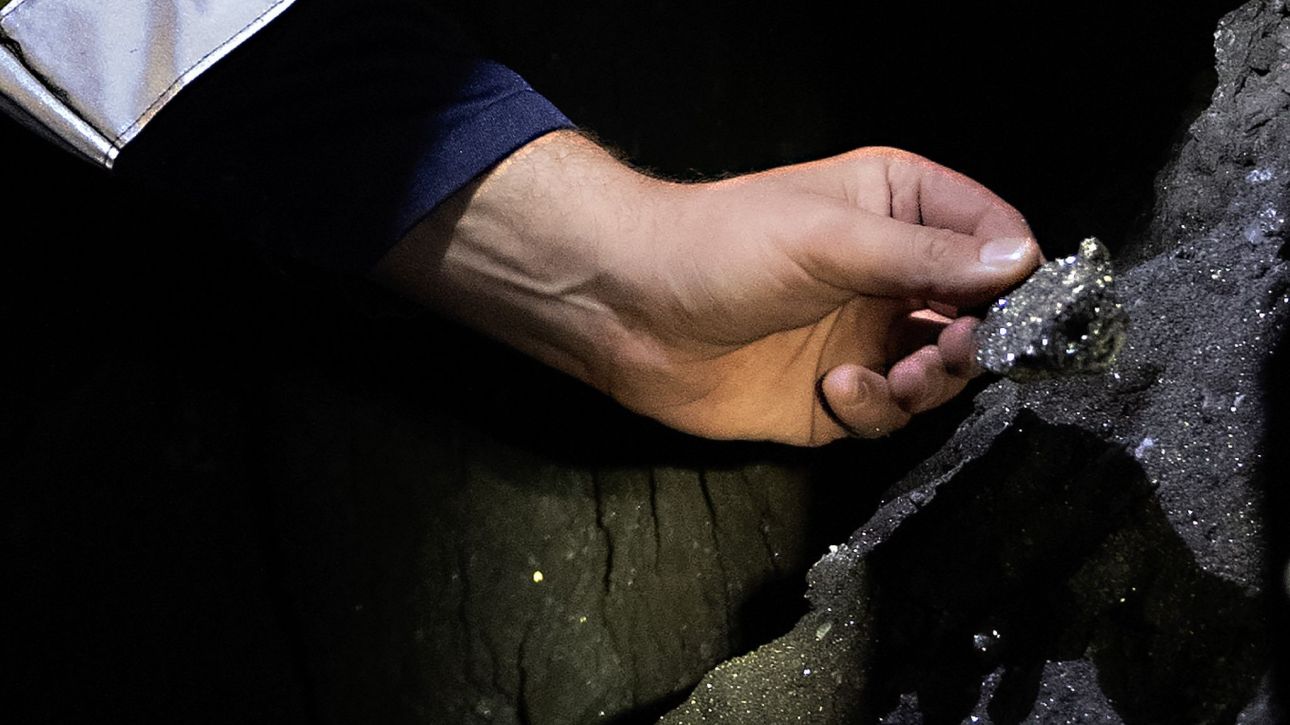 &Sigma;ύ&nu;&delta;&epsilon;&sigma;&mu;&omicron;&sigmaf; &Mu;&epsilon;&tau;&alpha;&lambda;&lambda;&epsilon;&upsilon;&tau;&iota;&kappa;ώ&nu; &Epsilon;&pi;&iota;&chi;&epsilon;&iota;&rho;ή&sigma;&epsilon;&omega;&nu;: 12 &pi;&rho;&omicron;&tau;ά&sigma;&epsilon;&iota;&sigmaf; &gamma;&iota;&alpha; &tau;&eta;&nu; &alpha;&xi;&iota;&omicron;&pi;&omicron;ί&eta;&sigma;&eta; &tau;&omicron;&upsilon; &omicron;&rho;&upsilon;&kappa;&tau;&omicron;ύ &pi;&lambda;&omicron;ύ&tau;&omicron;&upsilon;