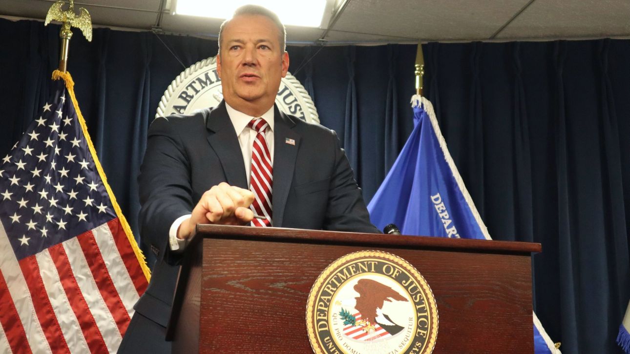 &Epsilon;&nu;ώ&pi;&iota;&omicron;&nu; &tau;&omicron;&upsilon; &delta;&iota;&kappa;&alpha;&sigma;&tau;&eta;&rho;ί&omicron;&upsilon; &tau;&eta;&sigmaf; &Mu;&iota;&nu;&epsilon;&sigma;ό&tau;&alpha; &theta;&alpha; &epsilon;&mu;&phi;&alpha;&nu;&iota;&sigma;&tau;&epsilon;ί &omicron; &alpha;&nu;&alpha;&pi;&lambda;&eta;&rho;&omega;&tau;ή&sigmaf; &delta;&iota;&epsilon;&upsilon;&theta;&upsilon;&nu;&tau;ή&sigmaf; &tau;&eta;&sigmaf; ICE