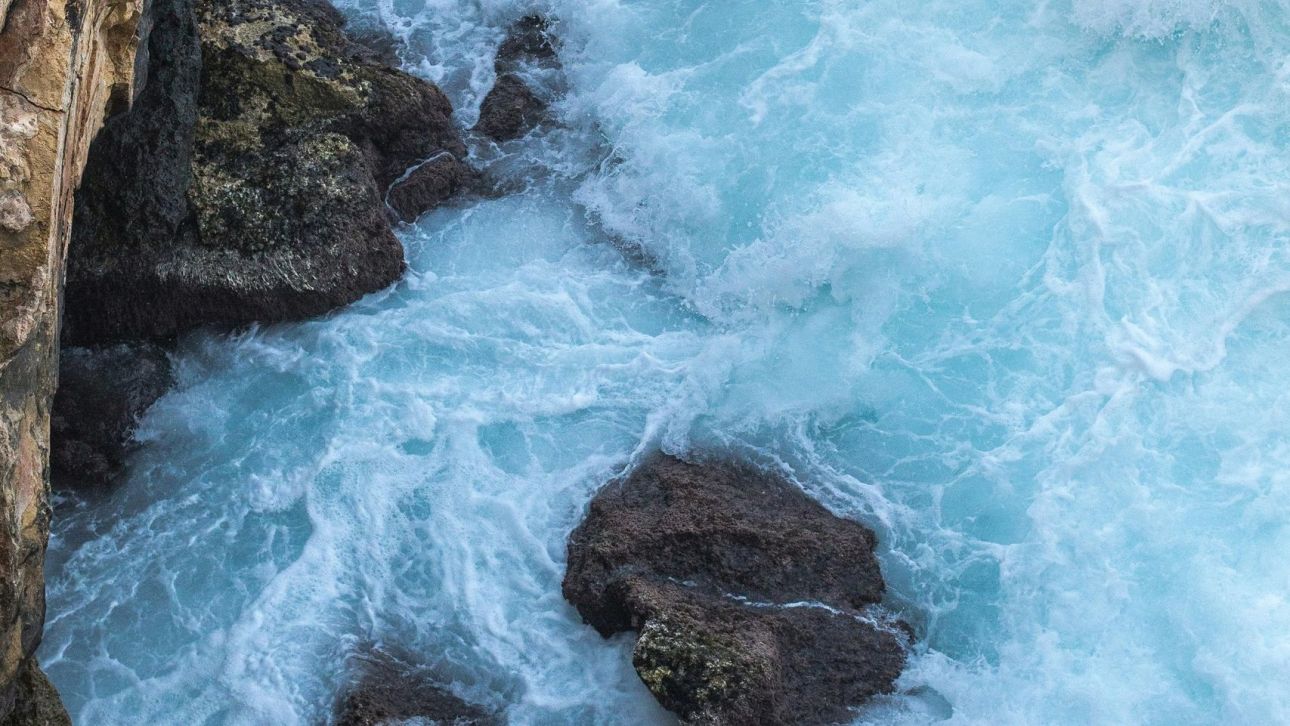 &Nu;&epsilon;&kappa;&rho;ή 13&chi;&rho;&omicron;&nu;&eta; &Pi;&omicron;&lambda;&omega;&nu;ή &pi;&omicron;&upsilon; &pi;&alpha;&rho;&alpha;&sigma;ύ&rho;&theta;&eta;&kappa;&epsilon; &alpha;&pi;ό &kappa;ύ&mu;&alpha;&tau;&alpha; &sigma;&tau;&omicron; &beta;ό&rho;&epsilon;&iota;&omicron; &tau;&mu;ή&mu;&alpha; &tau;&eta;&sigmaf; &Mu;ά&lambda;&tau;&alpha;&sigmaf;