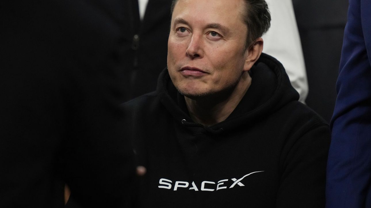 Financial Times: IPO &mu;&epsilon; &alpha;&pi;&omicron;&tau;ί&mu;&eta;&sigma;&eta; 1,5 &tau;&rho;&iota;&sigma;. &delta;&omicron;&lambda;ά&rho;&iota;&alpha; &laquo;&epsilon;&tau;&omicron;&iota;&mu;ά&zeta;&epsilon;&iota;&raquo; &eta; SpaceX