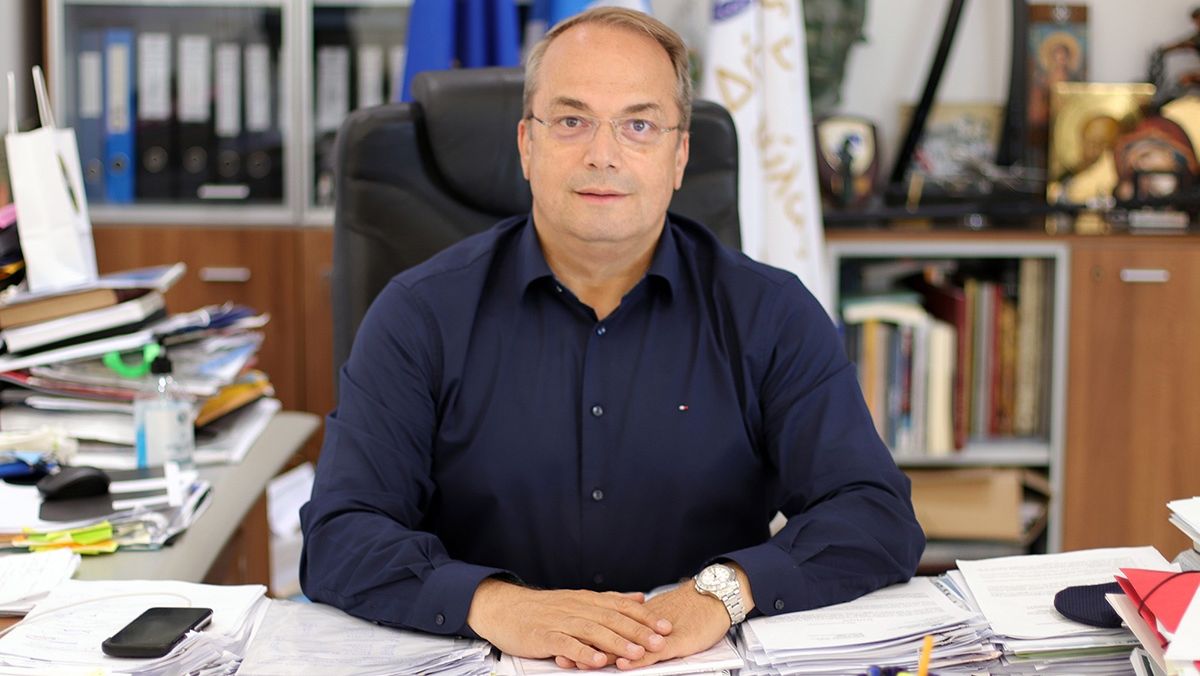 &Delta;ή&mu;&omicron;&sigmaf; &Beta;ά&rho;&eta;&sigmaf; &Beta;&omicron;ύ&lambda;&alpha;&sigmaf; &Beta;&omicron;&upsilon;&lambda;&iota;&alpha;&gamma;&mu;έ&nu;&eta;&sigmaf;: &Epsilon;&pi;&epsilon;&nu;&delta;ύ&sigma;&epsilon;&iota;&sigmaf; ά&nu;&omega; &tau;&omega;&nu; 53 &epsilon;&kappa;&alpha;&tau;. &epsilon;&upsilon;&rho;ώ &sigma;&tau;&eta;&nu; &alpha;&nu;&tau;&iota;&pi;&lambda;&eta;&mu;&mu;&upsilon;&rho;&iota;&kappa;ή &pi;&rho;&omicron;&sigma;&tau;&alpha;&sigma;ί&alpha;