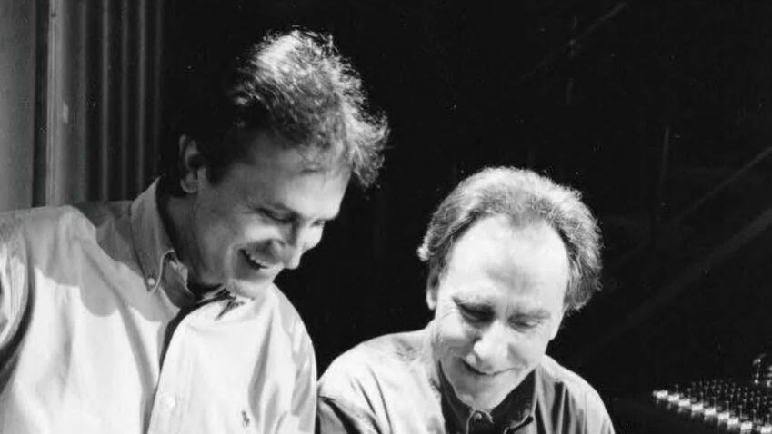 Πέθανε ο Κώστας Γανωσέλης – Ο μαέστρος που σφράγισε τη σύγχρονη ελληνική μουσική