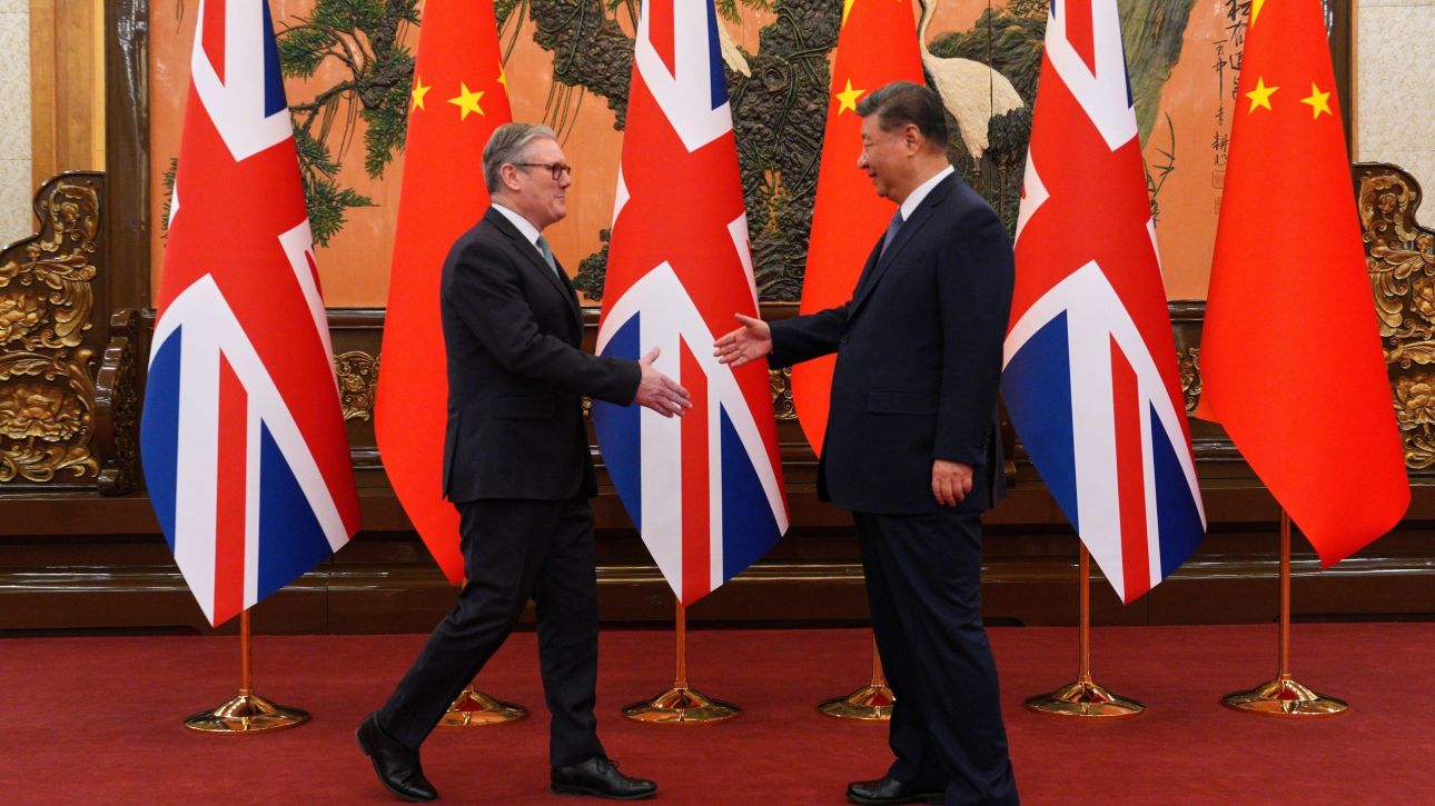 &Tau;&omicron; &delta;ώ&rho;&omicron; &tau;&omicron;&upsilon; &Sigma;&tau;ά&rho;&mu;&epsilon;&rho; &sigma;&tau;&omicron;&nu; &Kappa;&iota;&nu;έ&zeta;&omicron; &pi;&rho;ό&epsilon;&delta;&rho;&omicron;: &Mu;&iota;&alpha; &mu;&pi;ά&lambda;&alpha; &tau;&eta;&sigmaf; &alpha;&gamma;&alpha;&pi;&eta;&mu;έ&nu;&eta;&sigmaf; &tau;&omicron;&upsilon; &omicron;&mu;ά&delta;&alpha;&sigmaf; &Mu;ά&nu;&sigma;&tau;&epsilon;&sigma;&tau;&epsilon;&rho; &Gamma;&iota;&omicron;&upsilon;&nu;ά&iota;&tau;&epsilon;&nu;&tau;