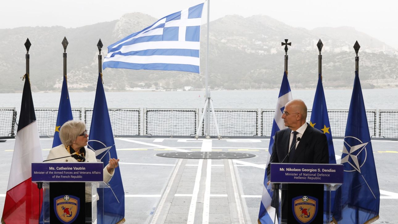 &Delta;έ&nu;&delta;&iota;&alpha;&sigmaf; &sigma;&epsilon; &Gamma;&alpha;&lambda;&lambda;ί&delta;&alpha; &upsilon;&pi;. Ά&mu;&upsilon;&nu;&alpha;&sigmaf;: &laquo;&Epsilon;&pi;&iota;&sigma;&pi;&epsilon;ύ&delta;&omicron;&upsilon;&mu;&epsilon; &tau;&eta;&nu; &alpha;&nu;&alpha;&nu;έ&omega;&sigma;&eta; &tau;&eta;&sigmaf; &epsilon;&lambda;&lambda;&eta;&nu;&omicron;&gamma;&alpha;&lambda;&lambda;&iota;&kappa;ή&sigmaf; &alpha;&mu;&upsilon;&nu;&tau;&iota;&kappa;ή&sigmaf; &sigma;&upsilon;&mu;&phi;&omega;&nu;ί&alpha;&sigmaf;&raquo;