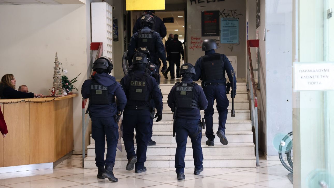 &Pi;&alpha;&nu;&epsilon;&pi;&iota;&sigma;&tau;&eta;&mu;&iota;&omicron;ύ&pi;&omicron;&lambda;&eta; &Zeta;&omega;&gamma;&rho;ά&phi;&omicron;&upsilon;: &Kappa;ά&nu;&nu;&alpha;&beta;&eta;, &chi;&iota;&lambda;&iota;ά&delta;&epsilon;&sigmaf; &epsilon;&upsilon;&rho;ώ &kappa;&alpha;&iota; &kappa;&iota;&nu;&eta;&tau;ά &epsilon;&nu;&tau;&omicron;&pi;ί&sigma;&tau;&eta;&kappa;&alpha;&nu; &sigma;&tau;&iota;&sigmaf; έ&rho;&epsilon;&upsilon;&nu;&epsilon;&sigmaf;