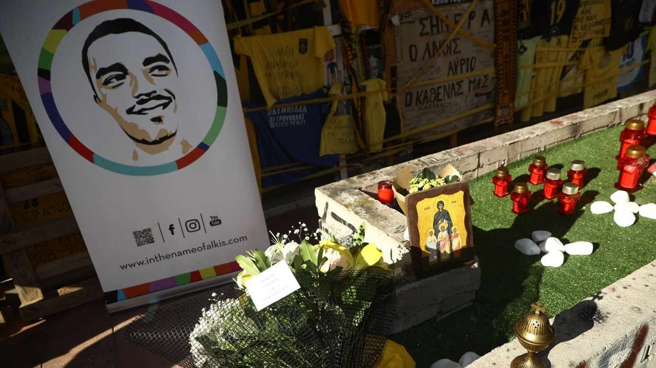 Ά&lambda;&kappa;&eta;&sigmaf; &Kappa;&alpha;&mu;&pi;&alpha;&nu;ό&sigmaf;: 19 &kappa;&epsilon;&rho;&iota;ά &theta;&alpha; &alpha;&nu;ά&psi;&omicron;&upsilon;&nu; &sigma;&tau;&omicron; &sigma;&eta;&mu;&epsilon;ί&omicron; &pi;&omicron;&upsilon; &delta;&omicron;&lambda;&omicron;&phi;&omicron;&nu;ή&theta;&eta;&kappa;&epsilon; &sigma;&tau;&eta; &Theta;&epsilon;&sigma;&sigma;&alpha;&lambda;&omicron;&nu;ί&kappa;&eta;