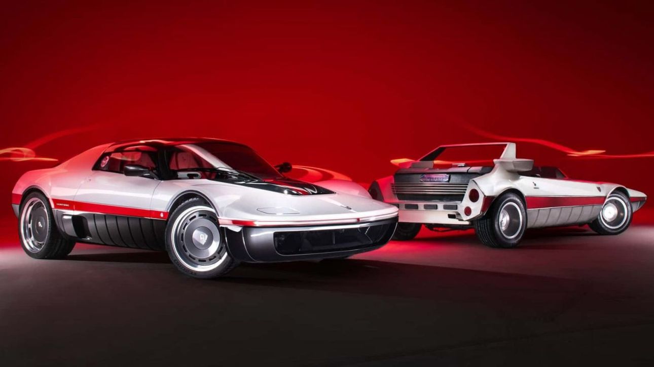 &Tau;&omicron; Bertone Runabout &xi;&upsilon;&pi;&nu;ά &mu;&nu;ή&mu;&epsilon;&sigmaf; &alpha;&pi;ό &tau;&omicron; &pi;&alpha;&rho;&epsilon;&lambda;&theta;ό&nu;