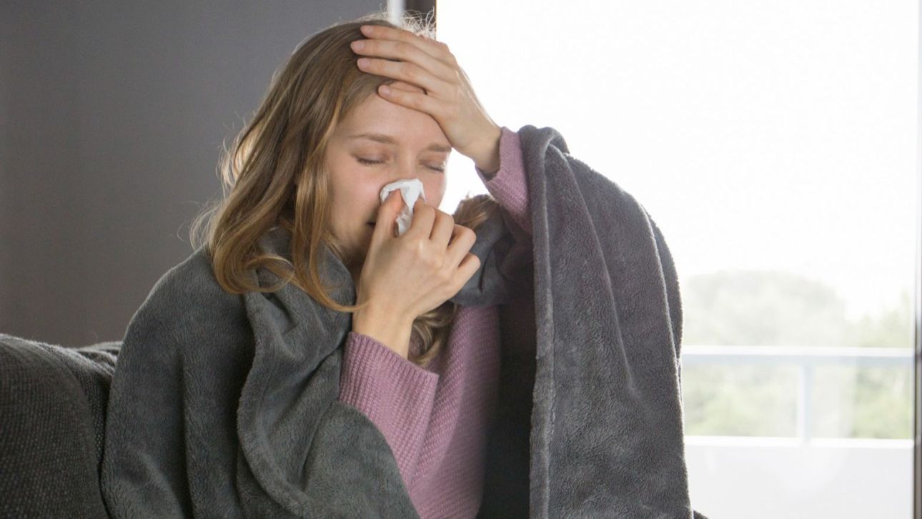 &Gamma;&iota;&alpha;&tau;ί &tau;&omicron; &kappa;&omicron;&iota;&nu;ό &kappa;&rho;&upsilon;&omicron;&lambda;ό&gamma;&eta;&mu;&alpha; &kappa;ά&pi;&omicron;&iota;&omicron;&upsilon;&sigmaf; &tau;&omicron;&upsilon;&sigmaf; &kappa;&rho;&epsilon;&beta;&alpha;&tau;ώ&nu;&epsilon;&iota; &epsilon;&nu;ώ ά&lambda;&lambda;&omicron;&iota; &tau;&omicron; &pi;&epsilon;&rho;&nu;&omicron;ύ&nu; &epsilon;&lambda;&alpha;&phi;&rho;ά