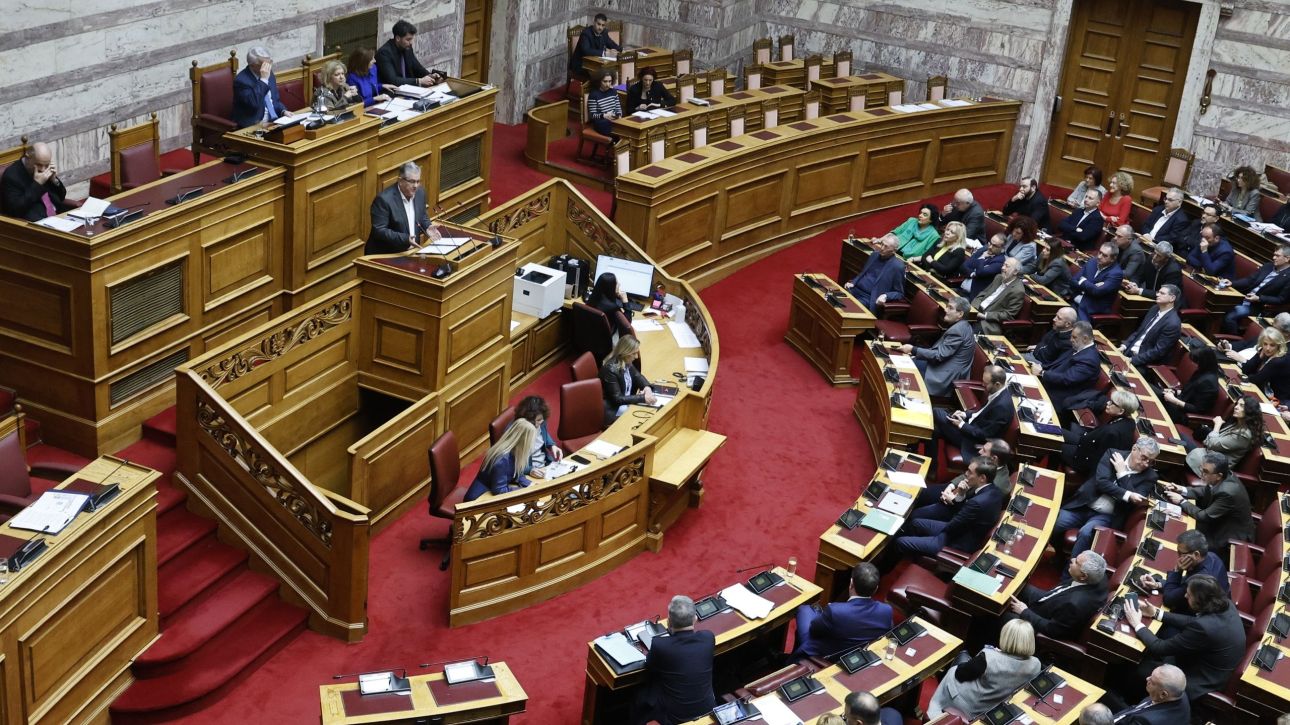 &Beta;&omicron;&upsilon;&lambda;ή: &laquo;Ό&chi;&iota;&raquo; &sigma;&tau;&eta;&nu; ά&rho;&sigma;&eta; &alpha;&sigma;&upsilon;&lambda;ί&alpha;&sigmaf; &tau;&omicron;&upsilon; &Delta;. &Kappa;&omicron;&upsilon;&tau;&sigma;&omicron;ύ&mu;&pi;&alpha; - &laquo;&Nu;&alpha;&iota;&raquo; &gamma;&iota;&alpha; &tau;&omicron;&nu; &Delta;. &Mu;ά&nu;&tau;&zeta;&omicron;