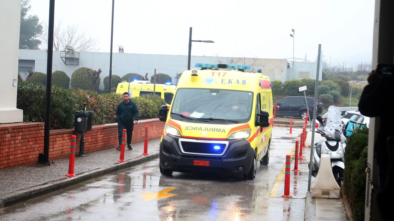 &Tau;&rho;&omicron;&chi;&alpha;ί&omicron; &sigma;&tau;&eta; &Rho;&omicron;&upsilon;&mu;&alpha;&nu;ί&alpha;: &Delta;&iota;&alpha;&sigma;&omega;&lambda;&eta;&nu;&omega;&mu;έ&nu;&omicron;&sigmaf; &sigma;&tau;&omicron; &nu;&omicron;&sigma;&omicron;&kappa;&omicron;&mu;&epsilon;ί&omicron; &Pi;&alpha;&pi;&alpha;&gamma;&epsilon;&omega;&rho;&gamma;ί&omicron;&upsilon; &omicron; &tau;&rho;ί&tau;&omicron;&sigmaf; &tau;&rho;&alpha;&upsilon;&mu;&alpha;&tau;ί&alpha;&sigmaf;