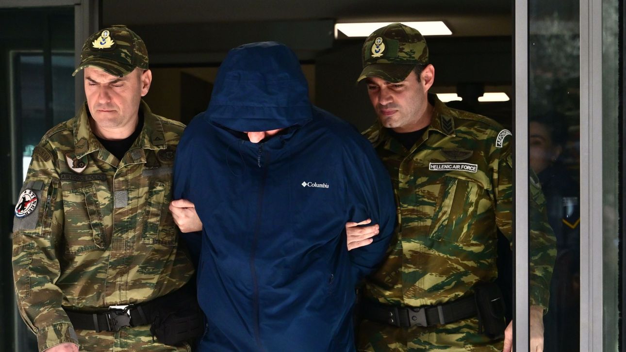 &Omicron; &sigma;&mu;ή&nu;&alpha;&rho;&chi;&omicron;&sigmaf; - &kappa;&alpha;&tau;ά&sigma;&kappa;&omicron;&pi;&omicron;&sigmaf; &kappa;&alpha;&tau;&omicron;&nu;ό&mu;&alpha;&sigma;&epsilon; &tau;&omicron;&nu; &Kappa;&iota;&nu;έ&zeta;&omicron; &sigma;&tau;&rho;&alpha;&tau;&omicron;&lambda;ό&gamma;ό &tau;&omicron;&upsilon;: &Tau;&omicron; &tau;&alpha;&xi;ί&delta;&iota; &sigma;&tau;&omicron; &Pi;&epsilon;&kappa;ί&nu;&omicron; &kappa;&alpha;&iota; &eta; έ&phi;&omicron;&delta;&omicron;&sigmaf;