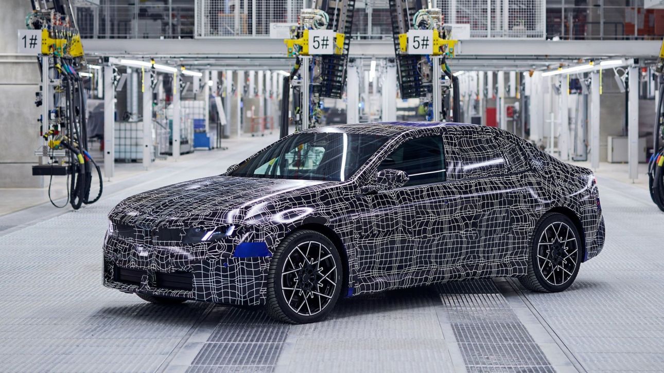 &Eta; &nu;έ&alpha;, &eta;&lambda;&epsilon;&kappa;&tau;&rho;&iota;&kappa;ή 3ά&rho;&alpha; &tau;&eta;&sigmaf; BMW &epsilon;ί&nu;&alpha;&iota; &sigma;&chi;&epsilon;&delta;ό&nu; έ&tau;&omicron;&iota;&mu;&eta;!