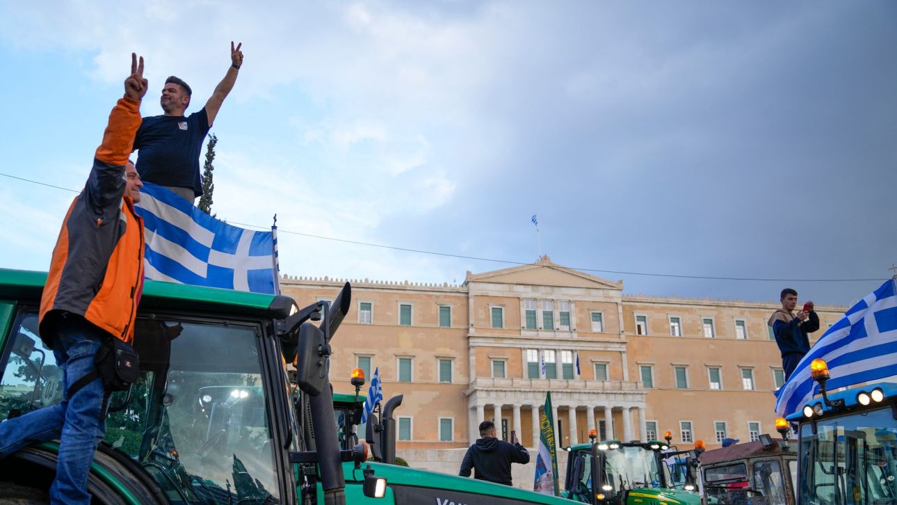 &laquo;&Alpha;&pi;ό&beta;&alpha;&sigma;&eta;&raquo; &alpha;&gamma;&rho;&omicron;&tau;ώ&nu; &sigma;ή&mu;&epsilon;&rho;&alpha; &sigma;&tau;&eta;&nu; &Alpha;&theta;ή&nu;&alpha; - &Alpha;&nu;&alpha;&mu;έ&nu;&omicron;&nu;&tau;&alpha;&iota; &pi;ά&nu;&omega; &alpha;&pi;ό 100 &tau;&rho;&alpha;&kappa;&tau;έ&rho;