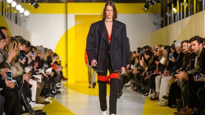 Ο Maison Margiela ανακοίνωσε επίδειξη μόδας και σειρά εκθέσεων στην Κίνα
