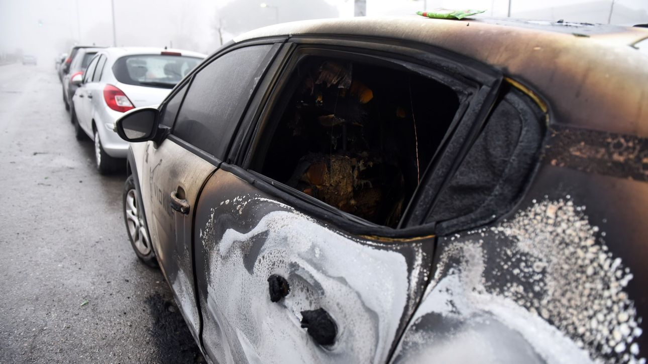 &Sigma;&epsilon; &epsilon;&xi;έ&lambda;&iota;&xi;&eta; &omicron;&iota; έ&rho;&epsilon;&upsilon;&nu;&epsilon;&sigmaf; &gamma;&iota;&alpha; &tau;&alpha; &epsilon;&pi;&epsilon;&iota;&sigma;ό&delta;&iota;&alpha; έ&xi;&omega; &alpha;&pi;ό &tau;&omicron; &Alpha;&Pi;&Theta; - &Tau;&alpha; &tau;&rho;ί&alpha; mail &tau;&eta;&sigmaf; &alpha;&sigma;&tau;&upsilon;&nu;&omicron;&mu;ί&alpha;&sigmaf; &sigma;&tau;&alpha; &Pi;&alpha;&nu;&epsilon;&pi;&iota;&sigma;&tau;ή&mu;&iota;&alpha;