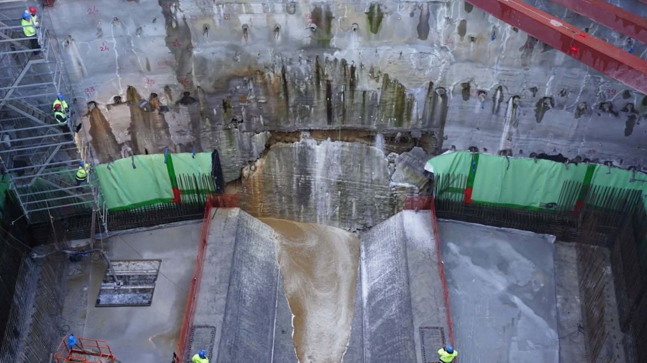 Live: &Omicron;&lambda;&omicron;&kappa;&lambda;&eta;&rho;ώ&theta;&eta;&kappa;&epsilon; &eta; &delta;&iota;ά&nu;&omicron;&iota;&xi;&eta; &tau;&eta;&sigmaf; &Sigma;ή&rho;&alpha;&gamma;&gamma;&alpha;&sigmaf; &Kappa;&alpha;&tau;&epsilon;&chi;ά&kappa;&eta; - &Epsilon;&upsilon;&alpha;&gamma;&gamma;&epsilon;&lambda;&iota;&sigma;&mu;ό&sigmaf;