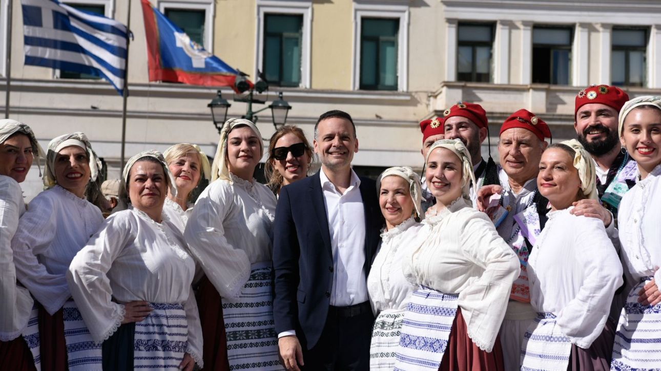 &Tau;&sigma;&iota;&kappa;&nu;&omicron;&pi;έ&mu;&pi;&tau;&eta; &sigma;&tau;&eta; &Beta;&alpha;&rho;&beta;ά&kappa;&epsilon;&iota;&omicron; - &Chi;. &Delta;&omicron;ύ&kappa;&alpha;&sigmaf;: &laquo;&Sigma;ή&mu;&epsilon;&rho;&alpha; &gamma;ί&nu;&alpha;&mu;&epsilon; ό&lambda;&omicron;&iota; &mu;&iota;&alpha; &pi;&alpha;&rho;έ&alpha;&raquo;