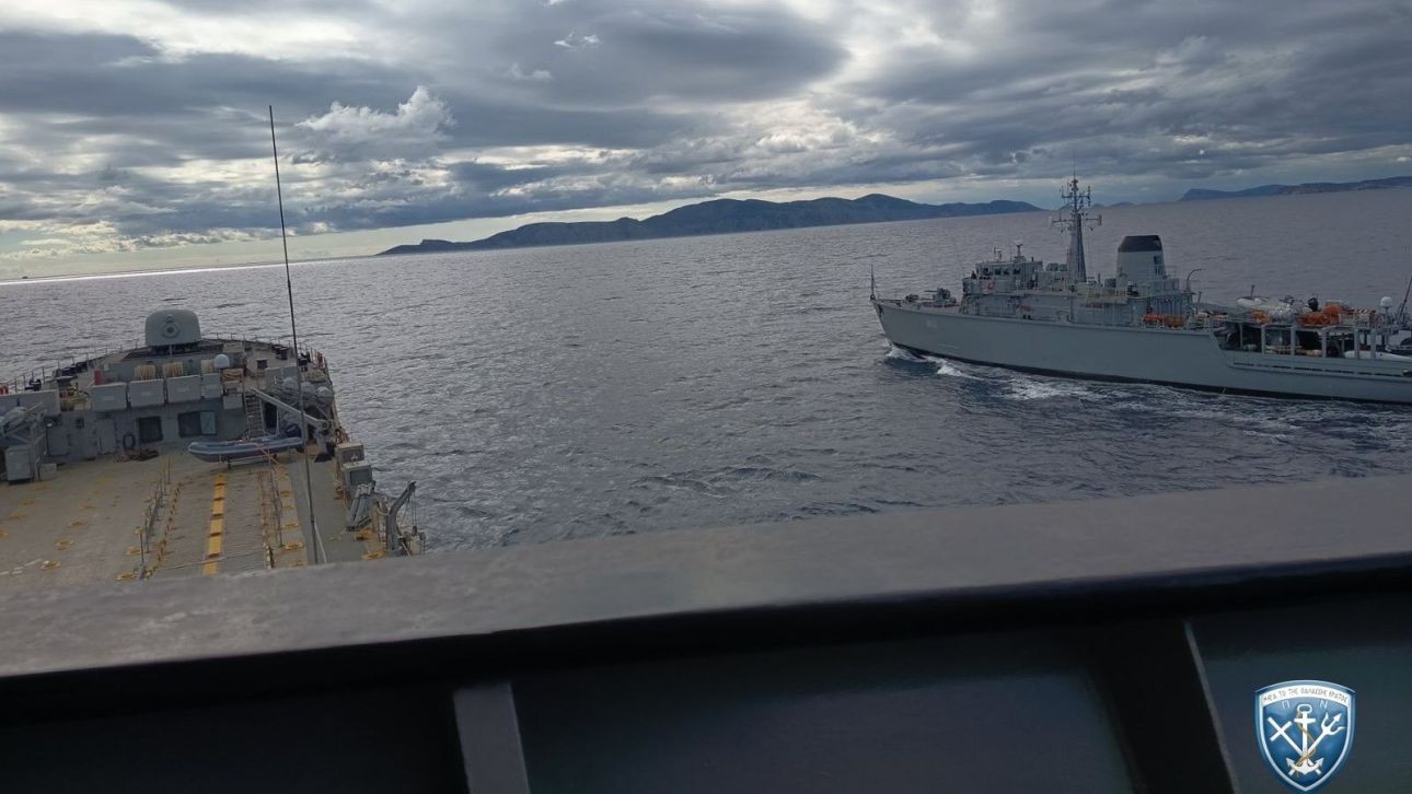 &Sigma;&upsilon;&nu;&epsilon;&chi;έ&sigmaf; &epsilon;&kappa;&alpha;&pi;&iota;&delta;&epsilon;ύ&sigma;&epsilon;&iota;&sigmaf; &tau;&omicron;&upsilon; &Pi;&omicron;&lambda;&epsilon;&mu;&iota;&kappa;&omicron;ύ &Nu;&alpha;&upsilon;&tau;&iota;&kappa;&omicron;ύ