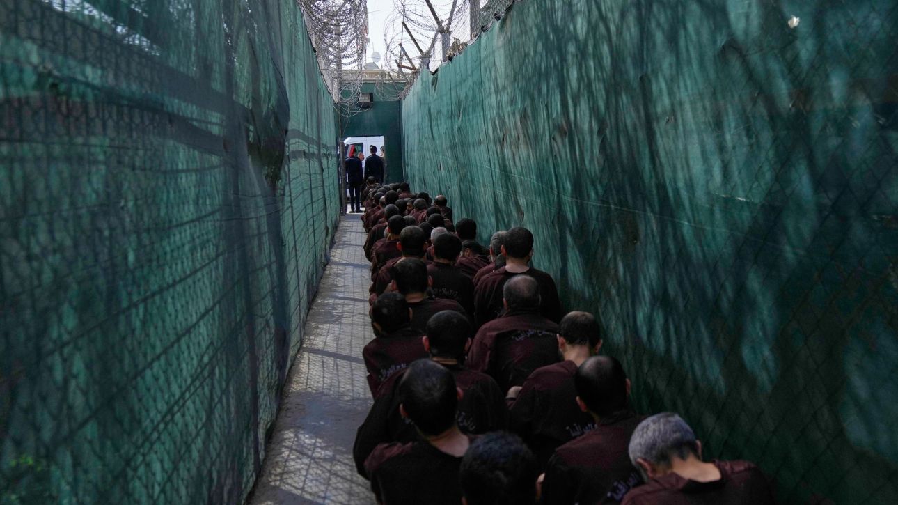 &Omicron; &alpha;&mu;&epsilon;&rho;&iota;&kappa;&alpha;&nu;&iota;&kappa;ό&sigmaf; &sigma;&tau;&rho;&alpha;&tau;ό&sigmaf; &omicron;&lambda;&omicron;&kappa;&lambda;ή&rho;&omega;&sigma;&epsilon; &tau;&eta;&nu; &mu;&epsilon;&tau;&alpha;&phi;&omicron;&rho;ά &kappa;&rho;&alpha;&tau;&omicron;&upsilon;&mu;έ&nu;&omega;&nu; &tau;&omicron;&upsilon; ISIS &alpha;&pi;ό &tau;&eta;&nu; &Sigma;&upsilon;&rho;ί&alpha; &sigma;&tau;&omicron; &Iota;&rho;ά&kappa;