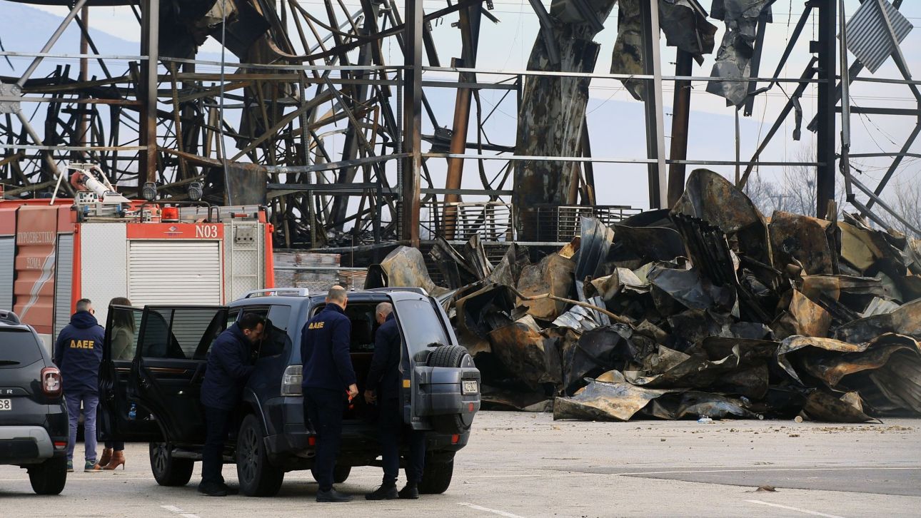 &Beta;&iota;&omicron;&lambda;ά&nu;&tau;&alpha;: &Omicron;&iota; &kappa;&alpha;&tau;&alpha;&theta;έ&sigma;&epsilon;&iota;&sigmaf; &upsilon;&pi;&alpha;&lambda;&lambda;ή&lambda;&omega;&nu; - &epsilon;&mu;&pi;&epsilon;&iota;&rho;&omicron;&gamma;&nu;ώ&mu;&omicron;&nu;&alpha; &kappa;&alpha;&iota; &eta; έ&rho;&epsilon;&upsilon;&nu;&alpha; &pi;&omicron;&upsilon; &alpha;&nu;&alpha;&beta;ά&theta;&mu;&iota;&sigma;&alpha;&nu; &tau;&omicron; &kappa;&alpha;&tau;&eta;&gamma;&omicron;&rho;&eta;&tau;ή&rho;&iota;&omicron;