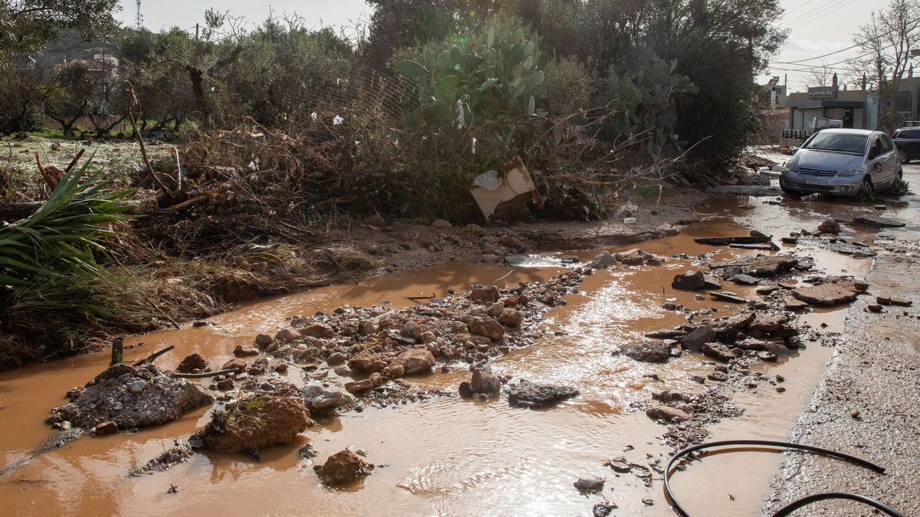 &Nu;ά&xi;&omicron;&sigmaf;: &Sigma;&epsilon; &kappa;&alpha;&tau;ά&sigma;&tau;&alpha;&sigma;&eta; έ&kappa;&tau;&alpha;&kappa;&tau;&eta;&sigmaf; &alpha;&nu;ά&gamma;&kappa;&eta;&sigmaf; &delta;ύ&omicron; &kappa;&omicron;&iota;&nu;ό&tau;&eta;&tau;&epsilon;&sigmaf; &mu;&epsilon; &alpha;&pi;ό&phi;&alpha;&sigma;&eta; &tau;&omicron;&upsilon; &upsilon;&pi;. &Pi;&omicron;&lambda;&iota;&tau;&iota;&kappa;ή&sigmaf; &Pi;&rho;&omicron;&sigma;&tau;&alpha;&sigma;ί&alpha;&sigmaf;