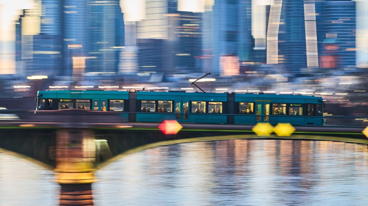 &Sigma;&epsilon; &kappa;&upsilon;&beta;&epsilon;&rho;&nu;&omicron;&epsilon;&pi;ί&theta;&epsilon;&sigma;&eta; &omicron;&phi;&epsilon;ί&lambda;&omicron;&nu;&tau;&alpha;&iota; &tau;&alpha; &pi;&rho;&omicron;&beta;&lambda;ή&mu;&alpha;&tau;&alpha; &sigma;&tau;&iota;&sigmaf; &iota;&sigma;&tau;&omicron;&sigma;&epsilon;&lambda;ί&delta;&epsilon;&sigmaf; &tau;&omega;&nu; &Gamma;&epsilon;&rho;&mu;&alpha;&nu;&iota;&kappa;ώ&nu; &Sigma;&iota;&delta;&eta;&rho;&omicron;&delta;&rho;ό&mu;&omega;&nu;