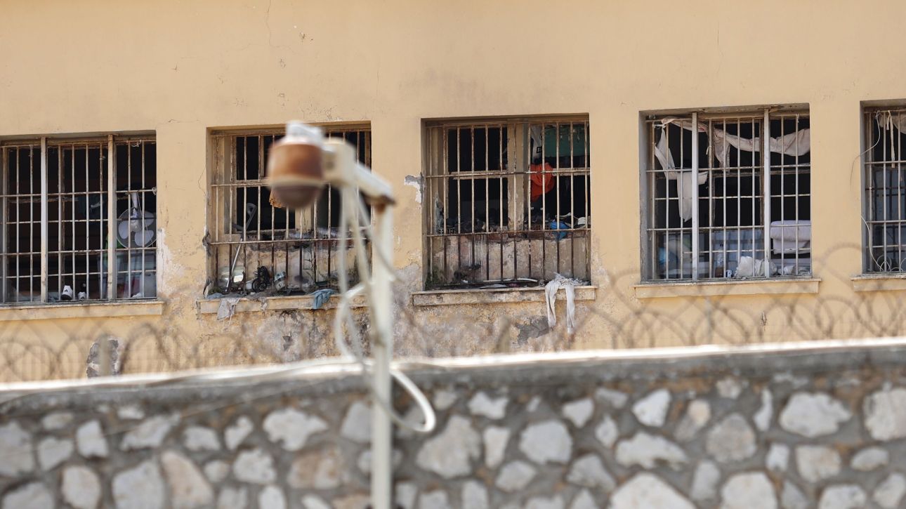 Έ&phi;&omicron;&delta;&omicron;&sigmaf; &tau;&omicron;&upsilon; &epsilon;&lambda;&lambda;&eta;&nu;&iota;&kappa;&omicron;ύ FBI &sigma;&tau;&iota;&sigmaf; &phi;&upsilon;&lambda;&alpha;&kappa;έ&sigmaf; &Kappa;&omicron;&rho;&upsilon;&delta;&alpha;&lambda;&lambda;&omicron;ύ