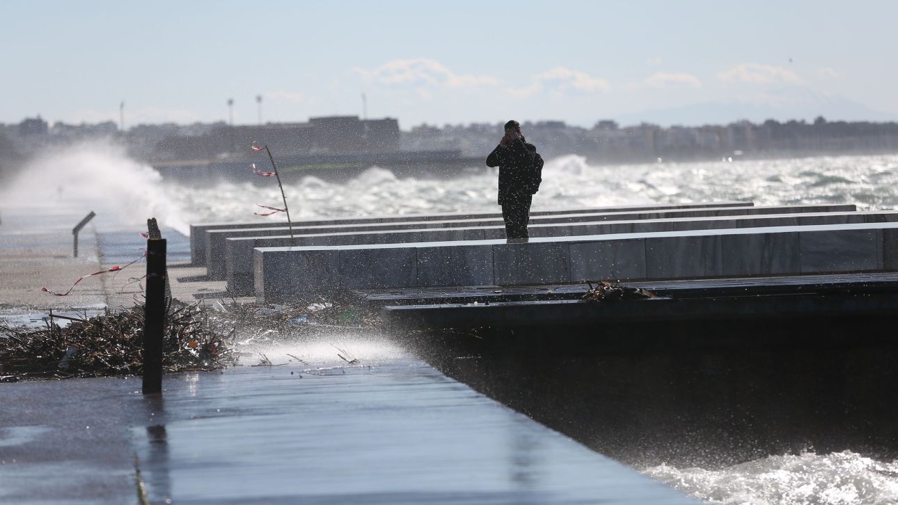 &Nu;έ&omicron; &laquo;&mu;έ&tau;&omega;&pi;&omicron;&raquo; &beta;&rho;&omicron;&chi;ώ&nu; &kappa;&alpha;&iota; &kappa;&alpha;&tau;&alpha;&iota;&gamma;ί&delta;&omega;&nu; &alpha;&pi;ό &alpha;&pi;ό&psi;&epsilon;: &Pi;ό&tau;&epsilon; &epsilon;&pi;&eta;&rho;&epsilon;ά&zeta;&epsilon;&tau;&alpha;&iota; &eta; &Alpha;&tau;&tau;&iota;&kappa;ή- &Beta;&epsilon;&lambda;&tau;ί&omega;&sigma;&eta; &tau;&eta;&nu; &Kappa;&alpha;&theta;&alpha;&rho;ά &Delta;&epsilon;&upsilon;&tau;έ&rho;&alpha;