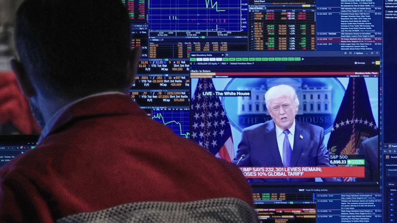 &Omicron; &Tau;&rho;&alpha;&mu;&pi; &upsilon;&pi;έ&gamma;&rho;&alpha;&psi;&epsilon; &tau;&omicron; &delta;&iota;ά&tau;&alpha;&gamma;&mu;&alpha; &gamma;&iota;&alpha; &pi;&alpha;&gamma;&kappa;ό&sigma;&mu;&iota;&omicron; &delta;&alpha;&sigma;&mu;ό 10%: &laquo;&Mu;&epsilon;&gamma;ά&lambda;&eta; &mu;&omicron;&upsilon; &tau;&iota;&mu;ή&raquo;